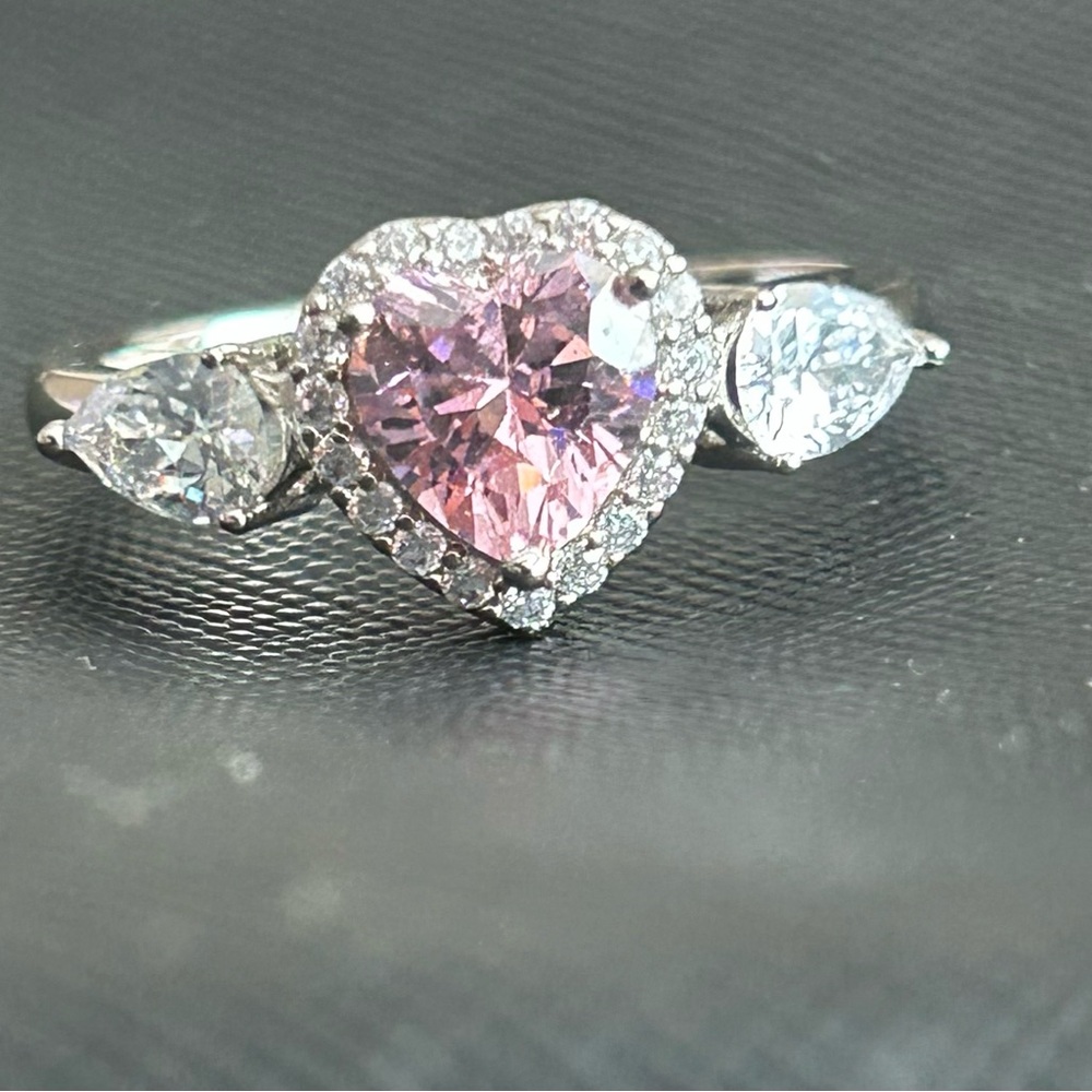 Intricate Pink and Silver Ring with Heart-Shaped Gemstone